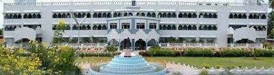 Dr.Navalar Nedunchezhiyan College course